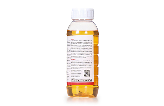 6%聯(lián)菊·啶蟲(chóng)脒微乳劑-凱瑞克  產(chǎn)品性能：  本品由煙堿類化合物啶蟲(chóng)脒和屬于擬除蟲(chóng)菊類化合物聯(lián)苯菊酯復(fù)配而成的殺蟲(chóng)劑，主要作用是干擾神經(jīng)系統(tǒng)，通過(guò)抑制乙酰膽堿受體結(jié)合和破壞害蟲(chóng)神經(jīng)正常傳導(dǎo)，導(dǎo)致害蟲(chóng)出現(xiàn)痙攣，麻痹而死亡。具有觸殺、胃毒、內(nèi)吸作用，可有效防治番茄白粉虱。